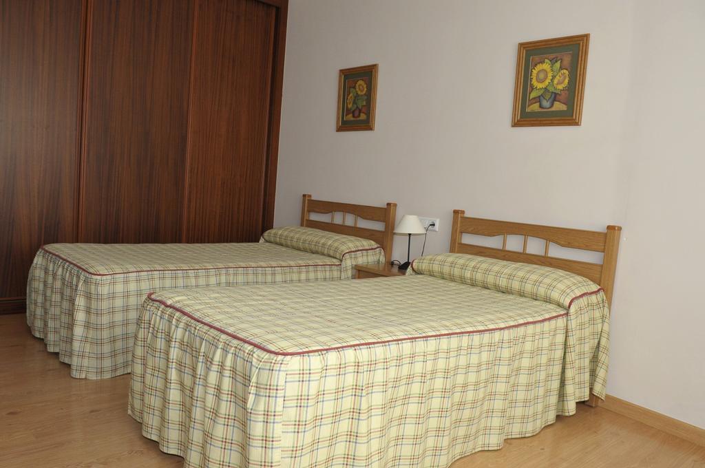 Pr Nimo Hotel Santiago de Compostela Room photo